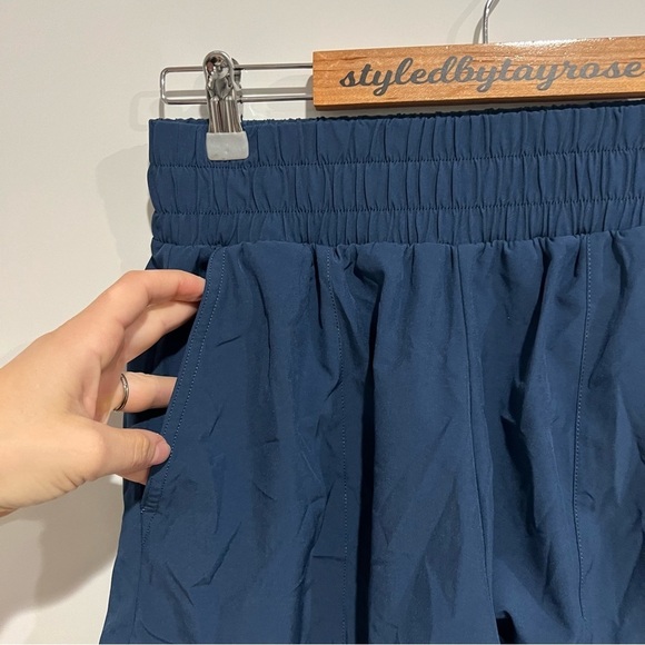 Abercrombie & Fitch Traveler Short Blue - Picture 3 of 6